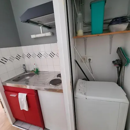Le 6 - Quiet And Centrally Located Apartamento Nantes